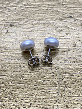 Load image into Gallery viewer, White Pearl Stud Earrings
