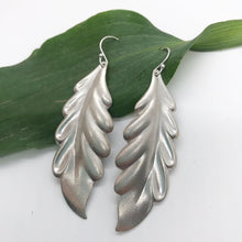 Load image into Gallery viewer, Sterling Silver Leaf Dangle Earring
